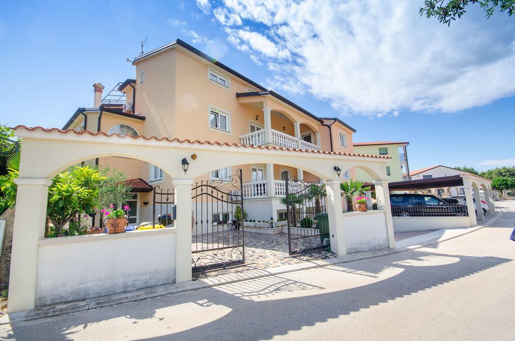 Apartments Villa Amfora Rovinj Exterior foto