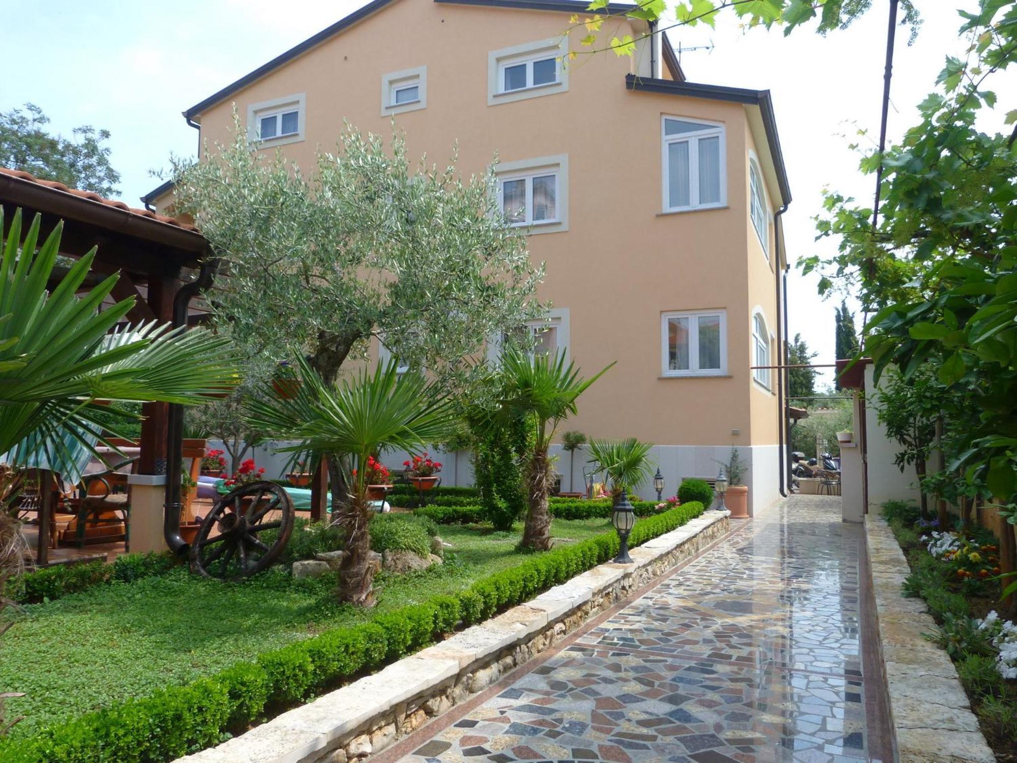 Apartments Villa Amfora Rovinj Exterior foto